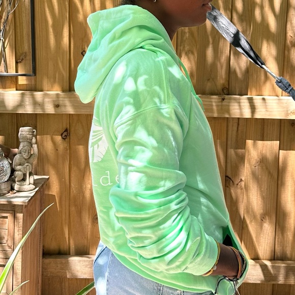 Soflo Riders Hoodie - Picture 2 of 3